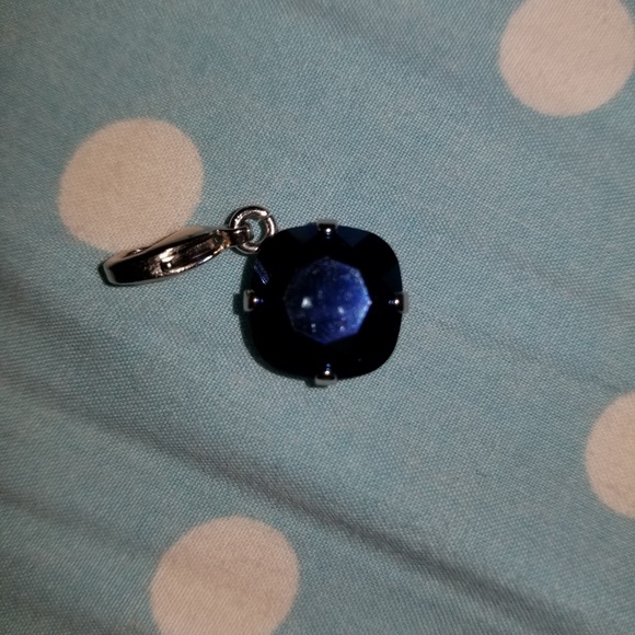 Sabika Pendant - Picture 3 of 3